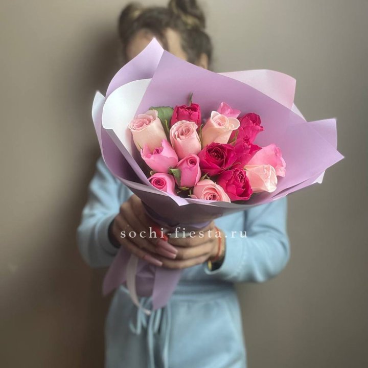 Букет из 15 роз Микс (Кения) в Братске