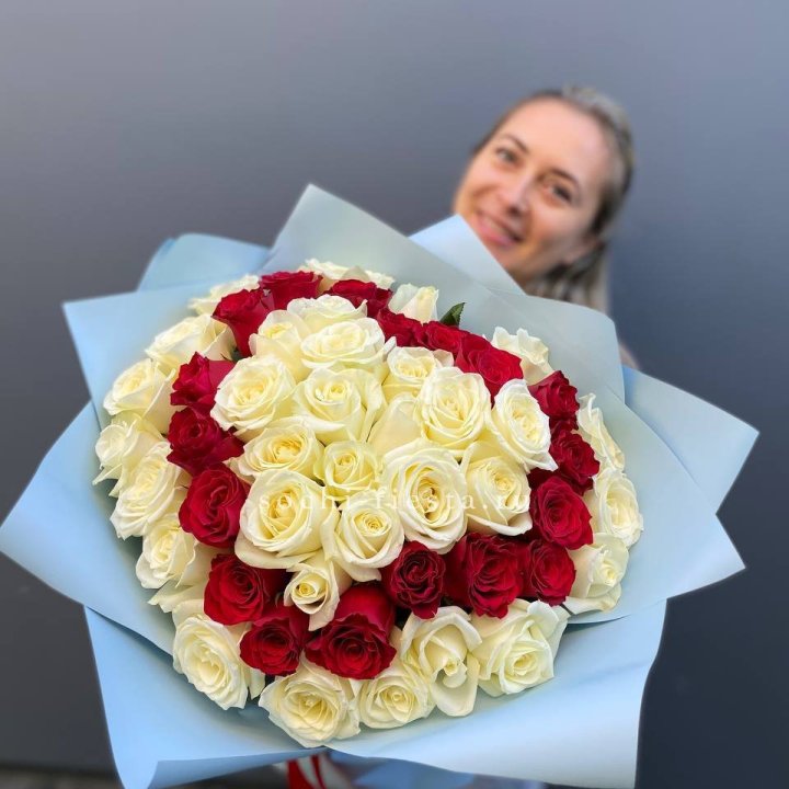 51 роза "Сердце" в Братске