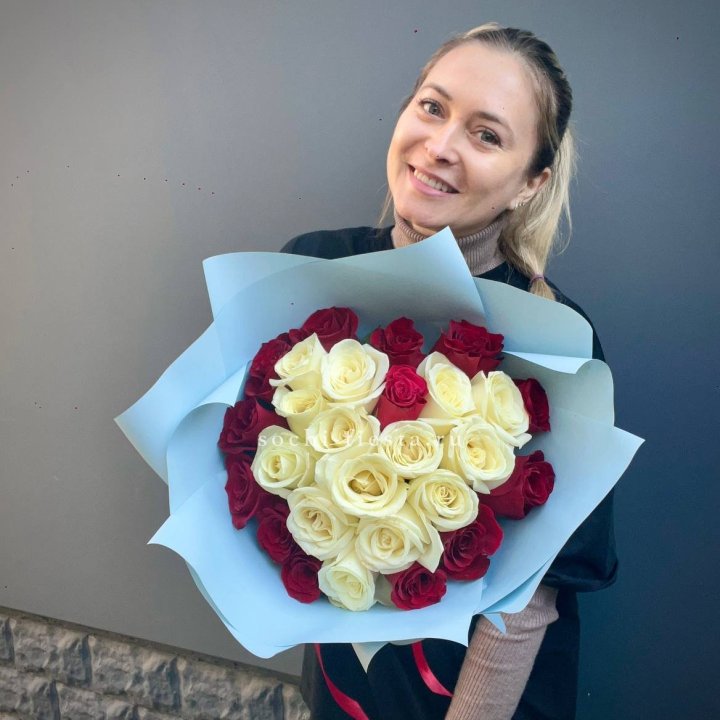 27 роз "Сердце" в Братске