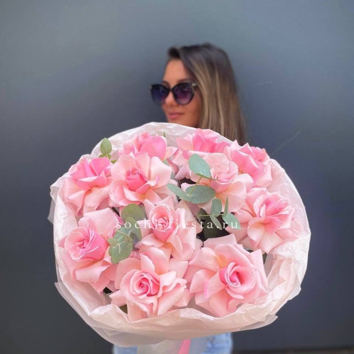 Букет роз "Минифу" в Братске