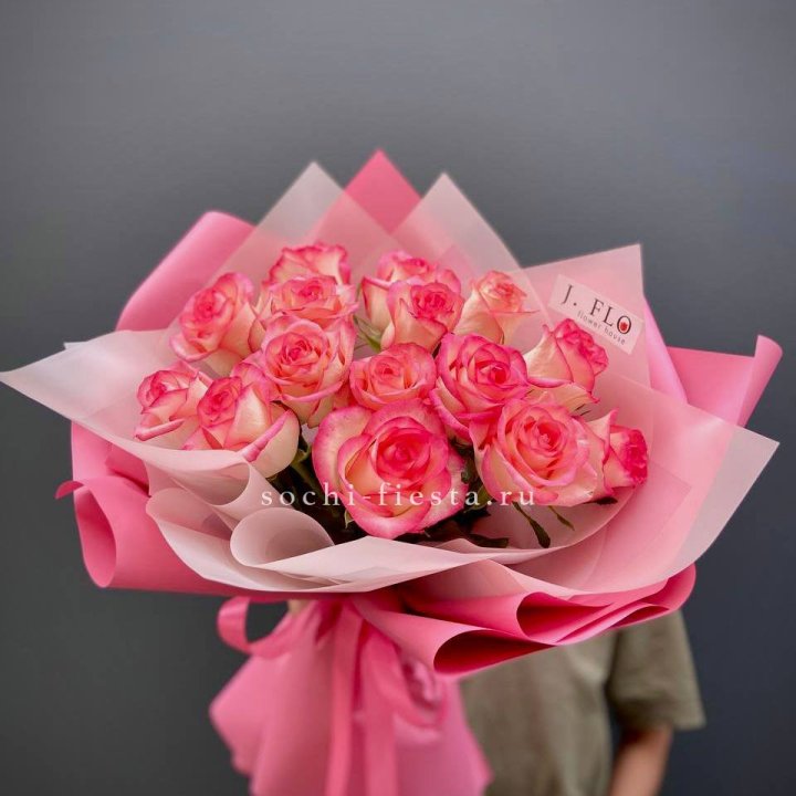 15 роз "Джумилия" в Братске