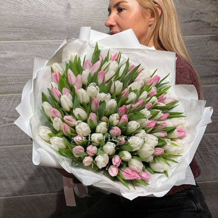 101 тюльпан нежный микс в Братске