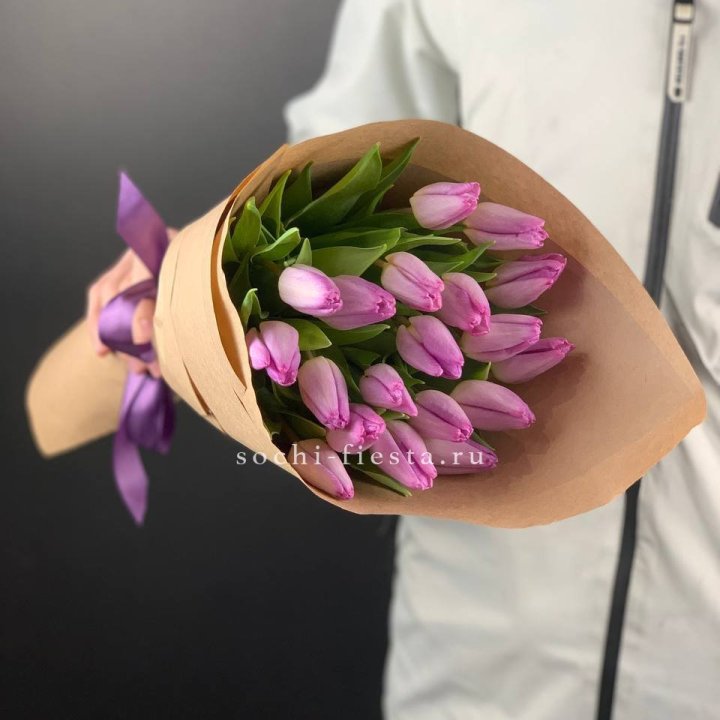 19 розовых  тюльпанов в Братске