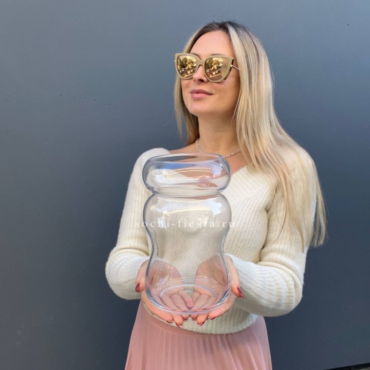 Стеклянная ваза №1 в Братске